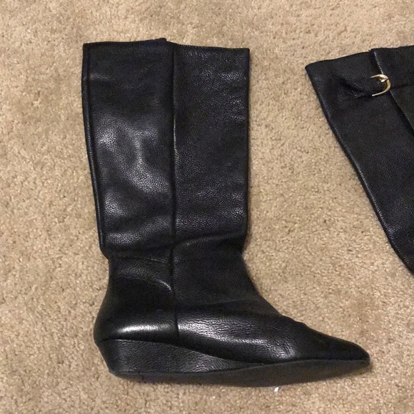 Black Boots - Picture 2 of 2